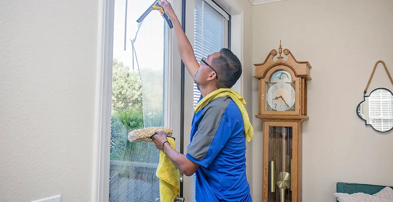 The-Best-Window-Cleaning-Service-to-Fit-Your-Needs